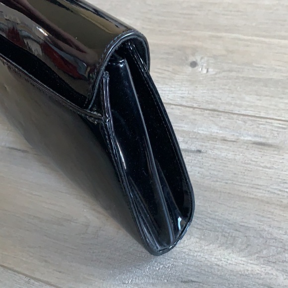 Liz Claiborne Vintage Black Patent Leather Clutch - Picture 3 of 7